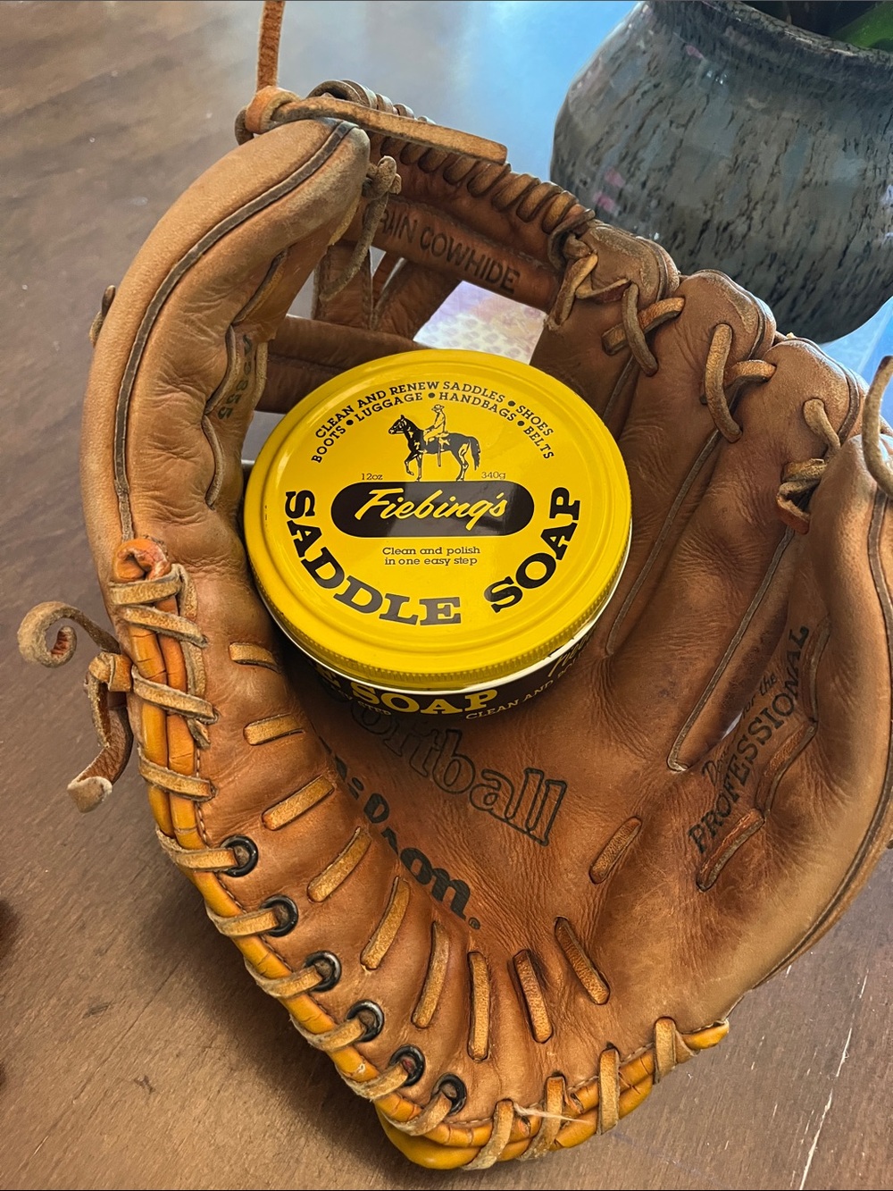 Wilson Softball Glove-A9855 - Picture 9 of 9